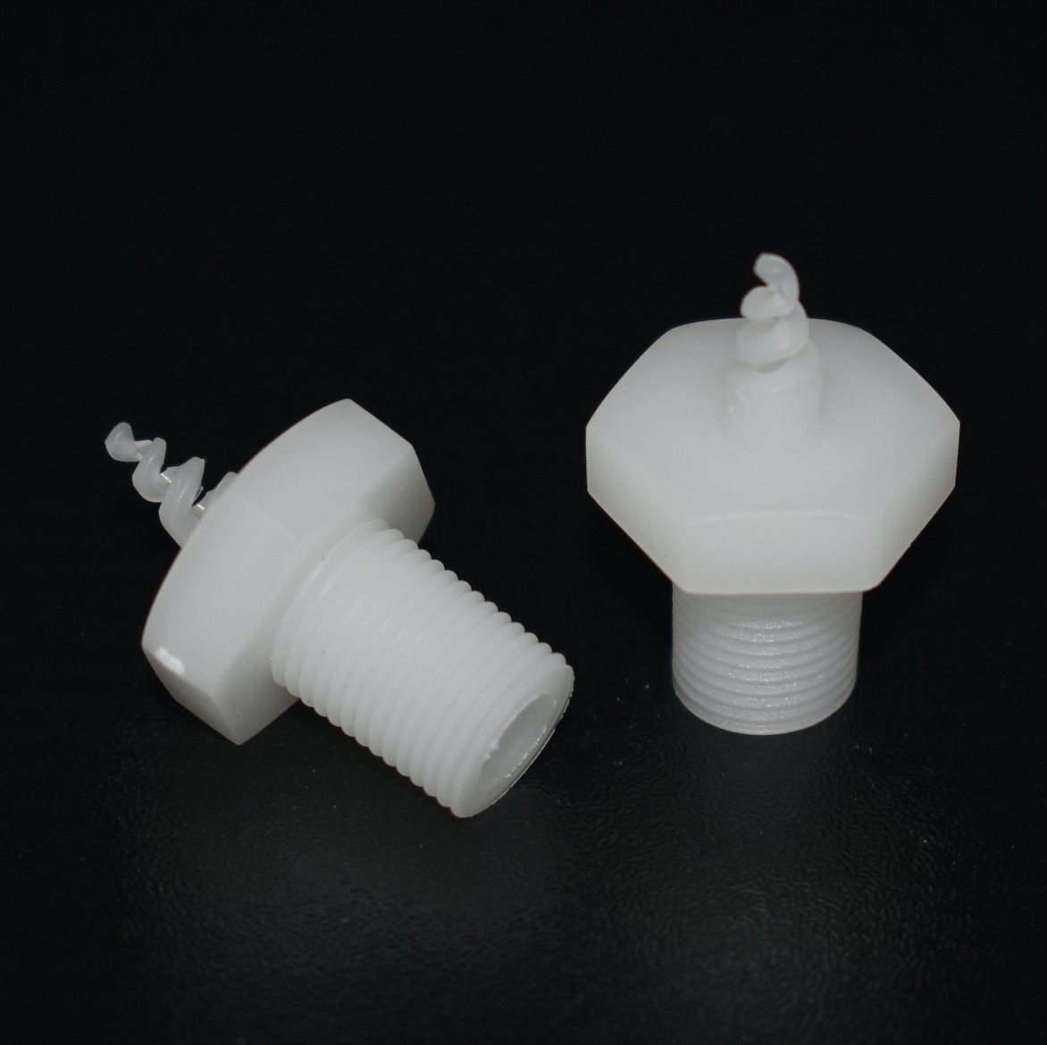 1/8" PP spiral PCB production line POM white color plastic 120 degree pig tail SPJT water jet spray nozzle — изображение 4